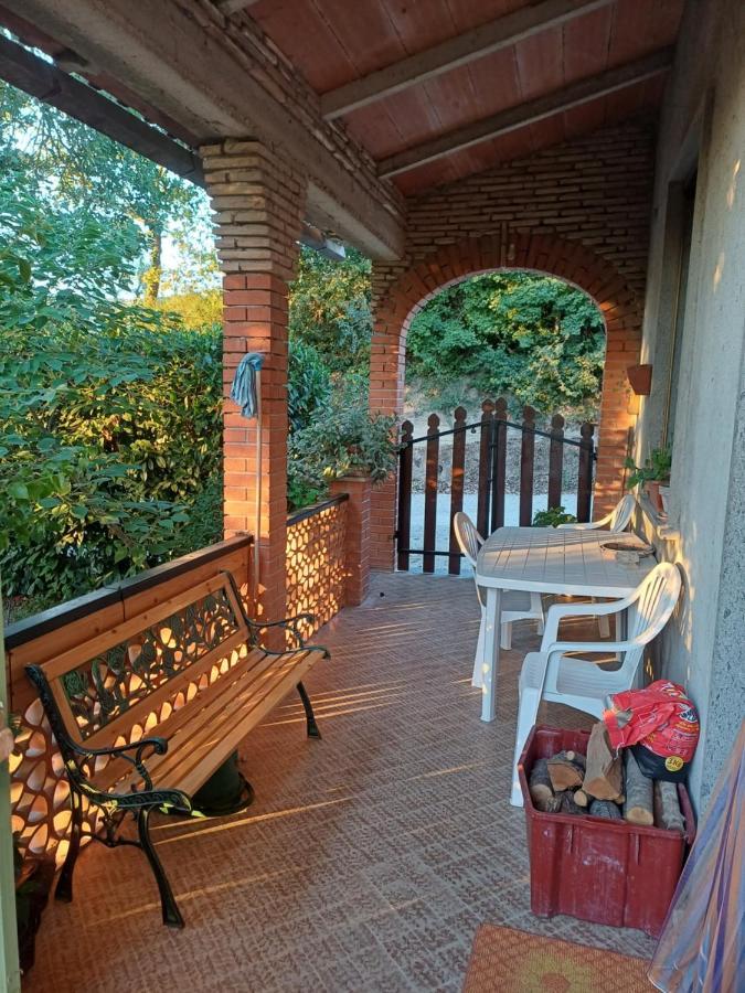 ルニャーノ・イン・テヴェリーナ La Casa Di Liliヴィラ エクステリア 写真